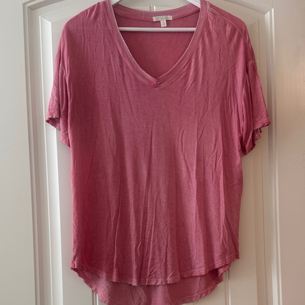 Abound V-Neck Short Sleeve Tee in Dusty Rose